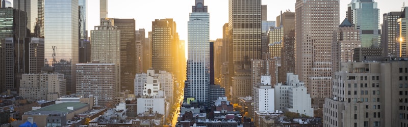 历届世界杯冠军国家国旗组成的彩色拼贴画，展示足球世界的多元性